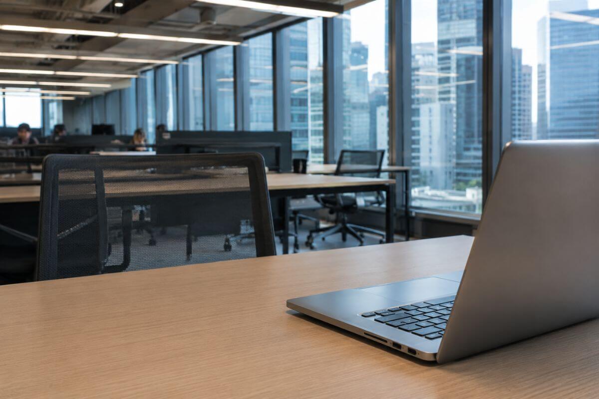 Top 10 Korean Coworking Spaces for Digital Nomads in Seoul toptenkr
