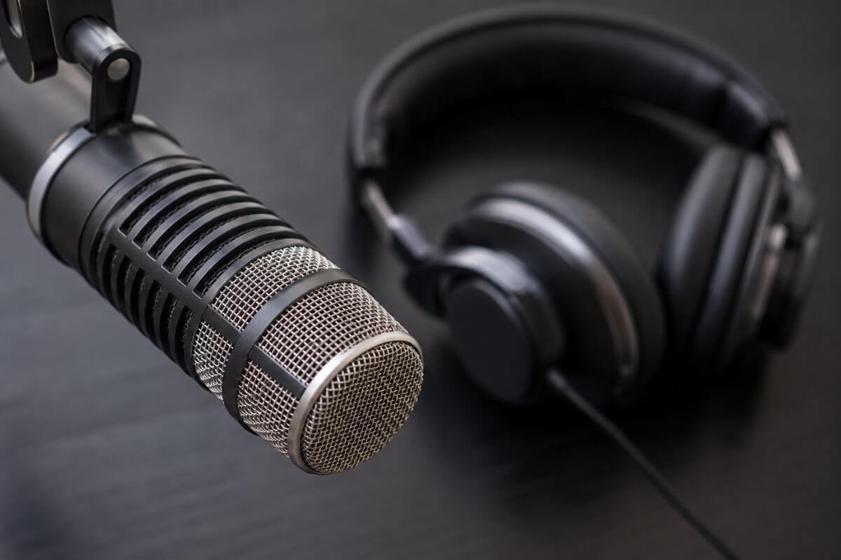 Top 10 Korean Podcasts Worth Listening to Even If You Don't Speak Korean toptenkr