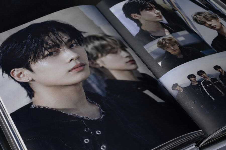 Read more about the article 10 Best K-Pop Albums of 2026 With the Most Beautiful Photobooks