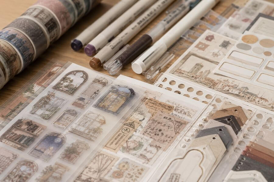 Read more about the article 10 Most Unique Korean Stationery Items for Aesthetic Journaling
